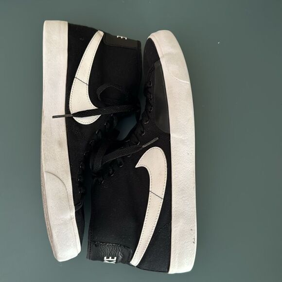 NIKE SB Blazer Court Mid Black & White Men\'s 10 main image 7